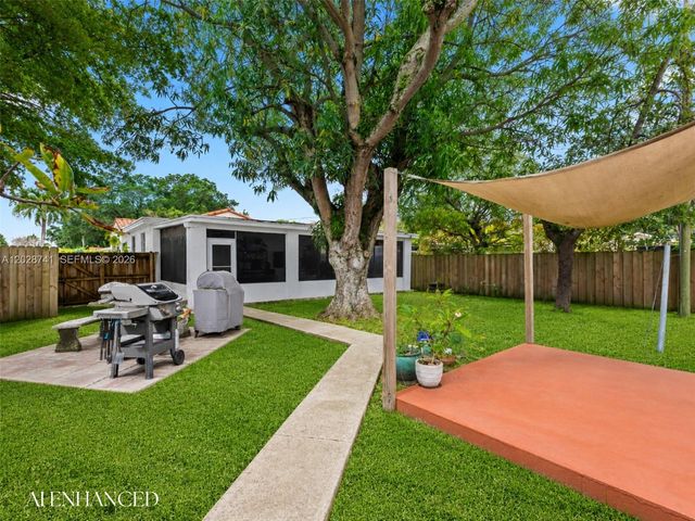 1450 SW 25th Ave, Miami, FL 33145