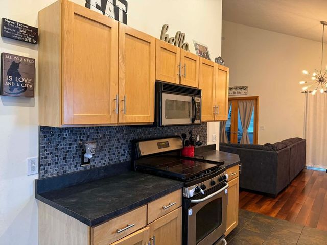 6095 MEADOWLAND Circle 124, Erie, PA 16509