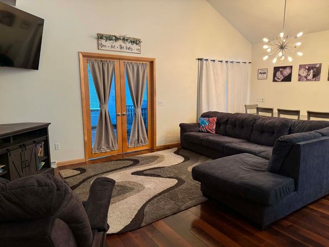 6095 MEADOWLAND Circle 124, Erie, PA 16509