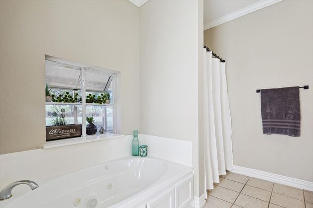 3289 Mitchell Road, Krum, TX 76249