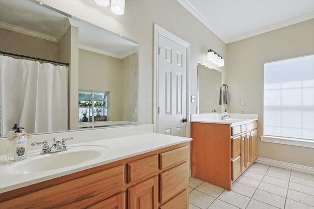 3289 Mitchell Road, Krum, TX 76249