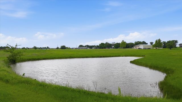 3289 Mitchell Road, Krum, TX 76249