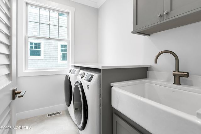 6107 Ocean Boulevard, Long Beach Twp, NJ 08008