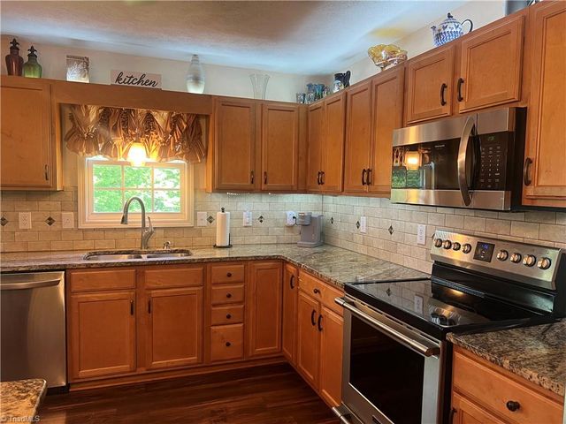 192 Page Farm Road, Mount Airy, NC 27030