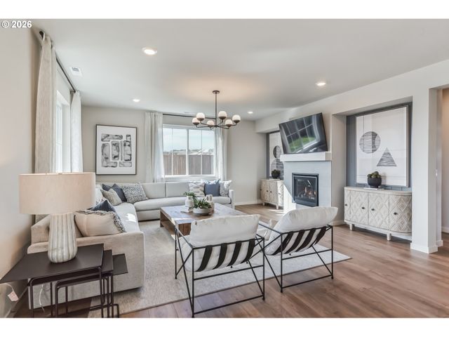 12361 Sw CHAMPLIN Ln, Beaverton, OR 97007