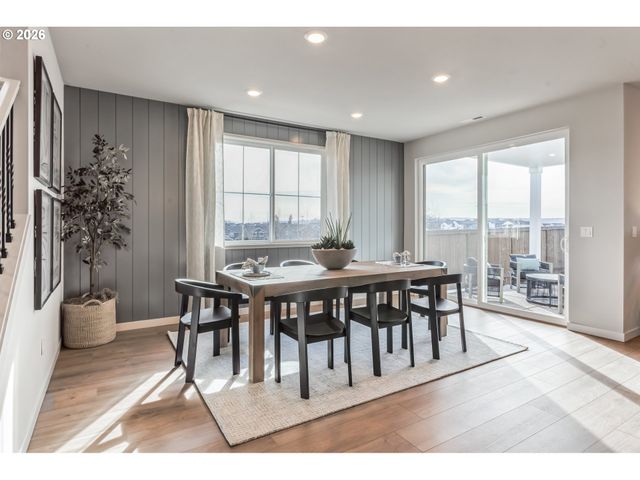 12361 Sw CHAMPLIN Ln, Beaverton, OR 97007