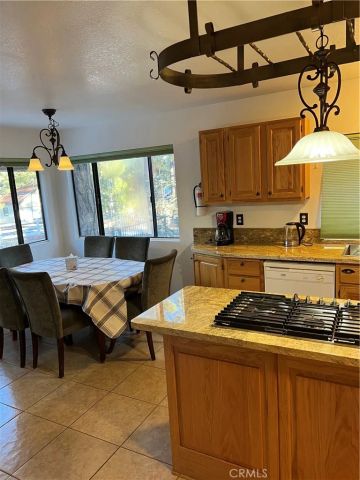 39900 Lakeview, Big Bear Lake, CA 92315