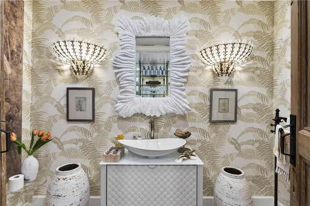 140 Island Creek Drive, Vero Beach, FL 32963