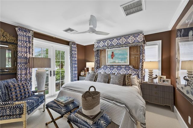 140 Island Creek Drive, Vero Beach, FL 32963