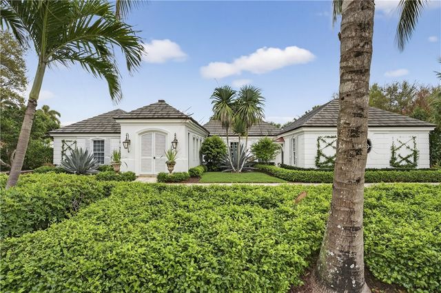 140 Island Creek Drive, Vero Beach, FL 32963