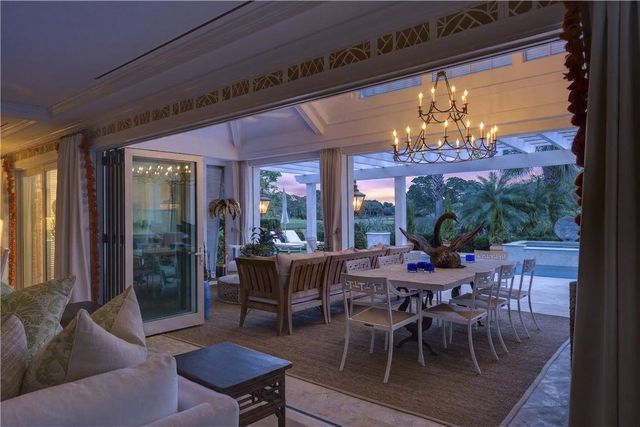 140 Island Creek Drive, Vero Beach, FL 32963