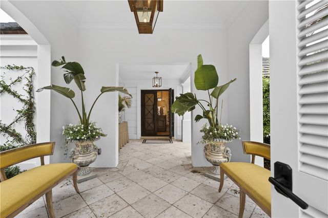 140 Island Creek Drive, Vero Beach, FL 32963