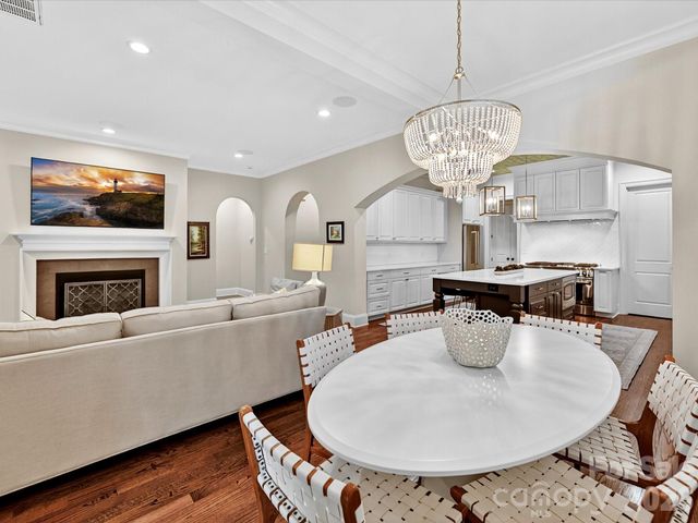 3025 Hanson Drive, Charlotte, NC 28207