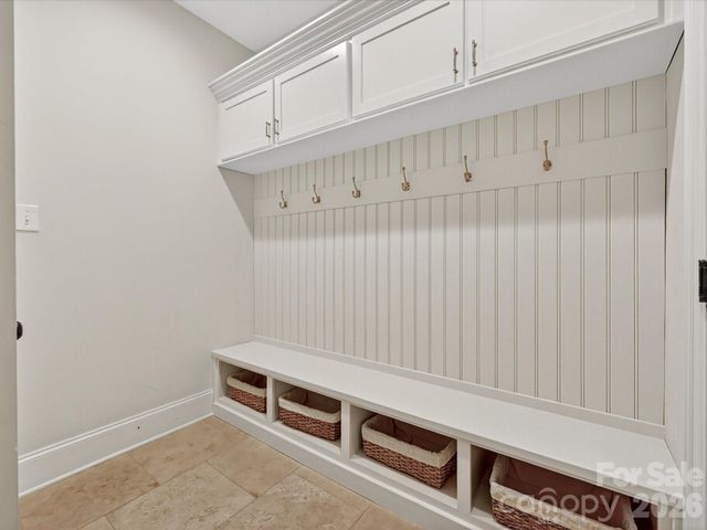 3025 Hanson Drive, Charlotte, NC 28207