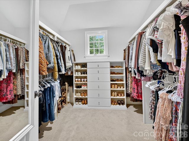 3025 Hanson Drive, Charlotte, NC 28207