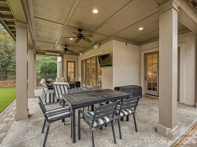 3025 Hanson Drive, Charlotte, NC 28207