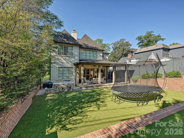 3025 Hanson Drive, Charlotte, NC 28207