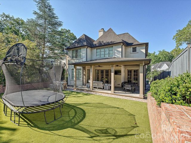 3025 Hanson Drive, Charlotte, NC 28207