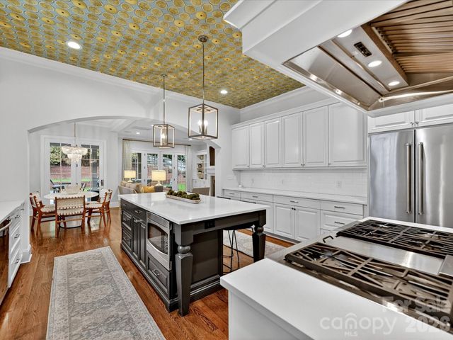 3025 Hanson Drive, Charlotte, NC 28207