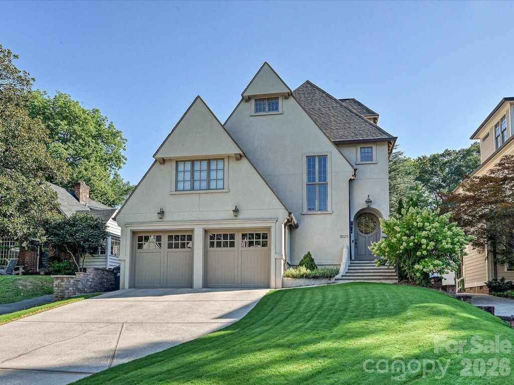 3025 Hanson Drive, Charlotte, NC 28207