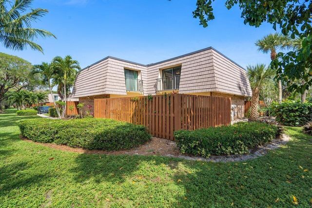 135 Ocean Cove Drive, Jupiter, FL 33477
