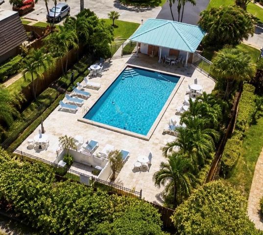 135 Ocean Cove Drive, Jupiter, FL 33477