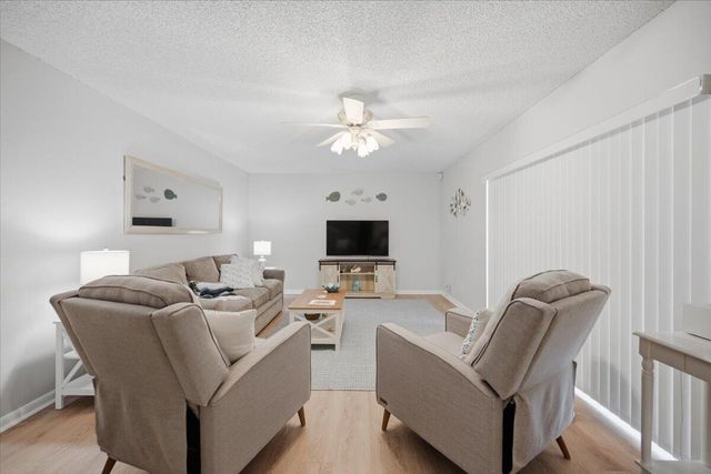 135 Ocean Cove Drive, Jupiter, FL 33477