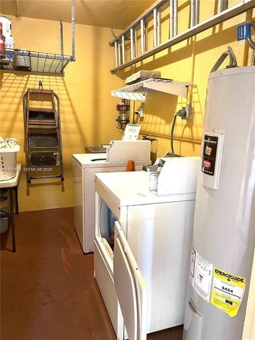 1733 Mayo St 2, Hollywood, FL 33020