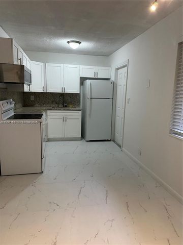 1733 Mayo St 2, Hollywood, FL 33020