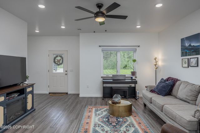 3685 Horus Court, North Pole, AK 99705