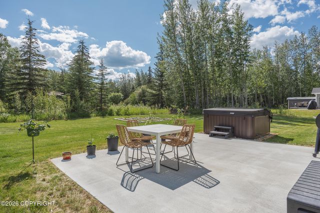 3685 Horus Court, North Pole, AK 99705