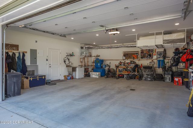 3685 Horus Court, North Pole, AK 99705