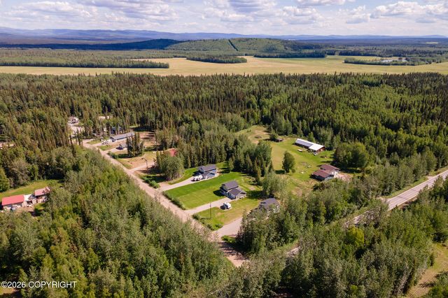 3685 Horus Court, North Pole, AK 99705