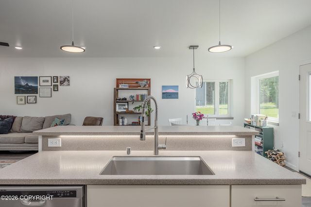 3685 Horus Court, North Pole, AK 99705