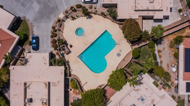 1221 Sunflower Lane, Palm Springs, CA 92262