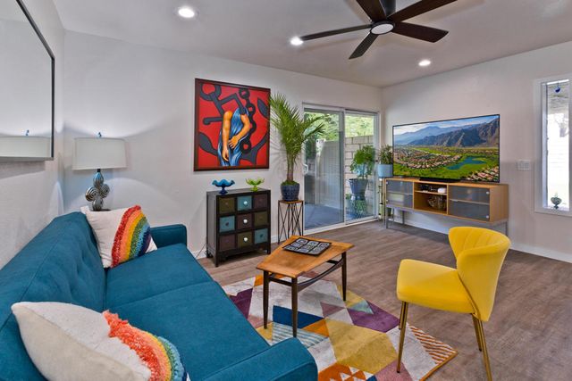 1221 Sunflower Lane, Palm Springs, CA 92262