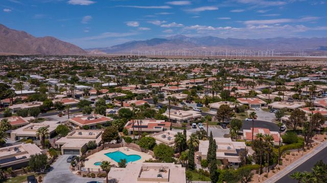 1221 Sunflower Lane, Palm Springs, CA 92262