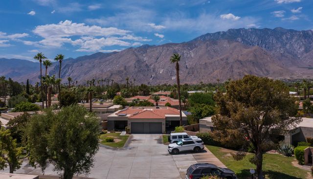 1221 Sunflower Lane, Palm Springs, CA 92262