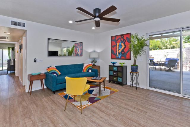 1221 Sunflower Lane, Palm Springs, CA 92262