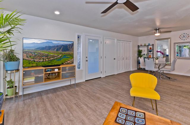 1221 Sunflower Lane, Palm Springs, CA 92262