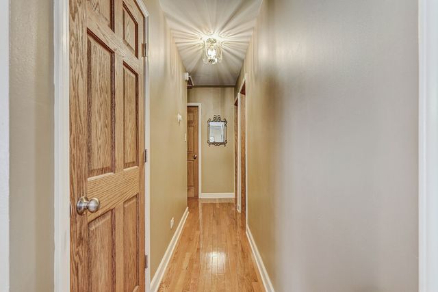 445 Golf Road, Crystal Lake, IL 60014