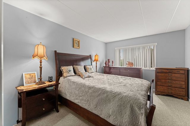 2900 Maple Avenue 18A, Downers Grove, IL 60515