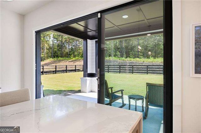 1043 Ridgeview Road, Woodstock, GA 30188