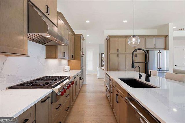 1043 Ridgeview Road, Woodstock, GA 30188