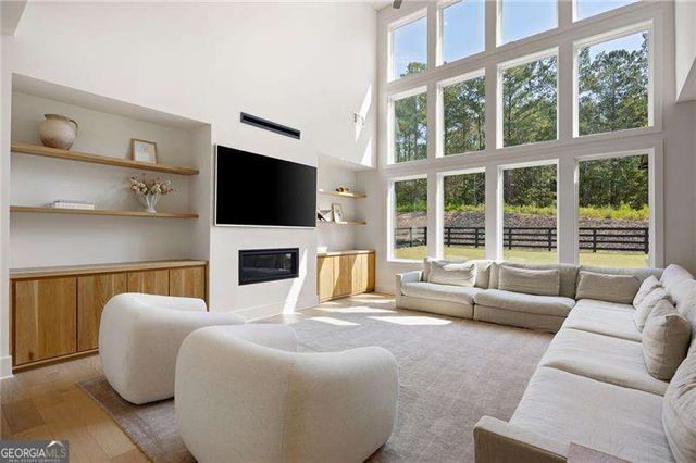 1043 Ridgeview Road, Woodstock, GA 30188