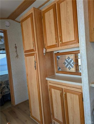 2322 Bobolink Circle E 270, Palmview, TX 78572