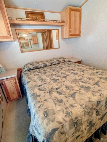 2322 Bobolink Circle E 270, Palmview, TX 78572