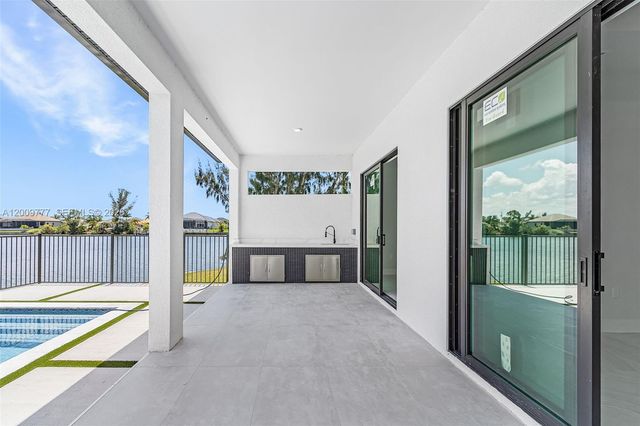 2303 NW 35 AVE, Cape Coral, FL 33993
