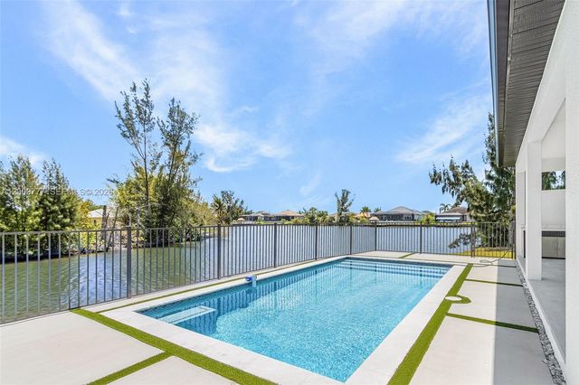 2303 NW 35 AVE, Cape Coral, FL 33993