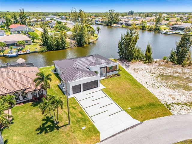 2303 NW 35 AVE, Cape Coral, FL 33993